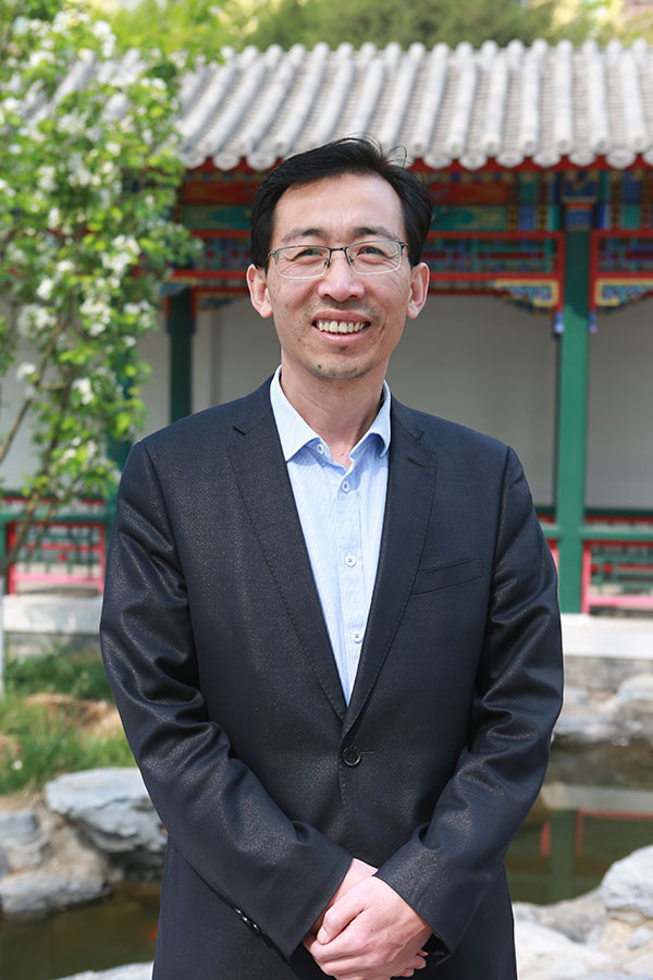 正高级教师张晓（物理）