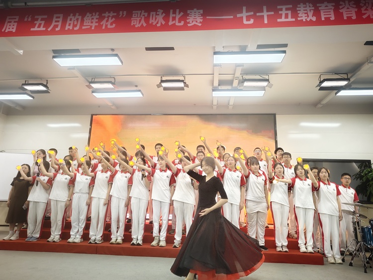 五月的鲜花1.3.jpg