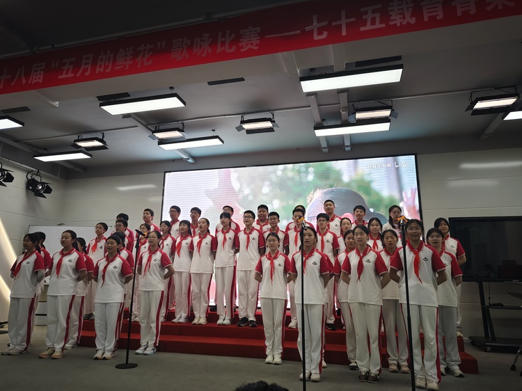 五月的鲜花2.7.jpg