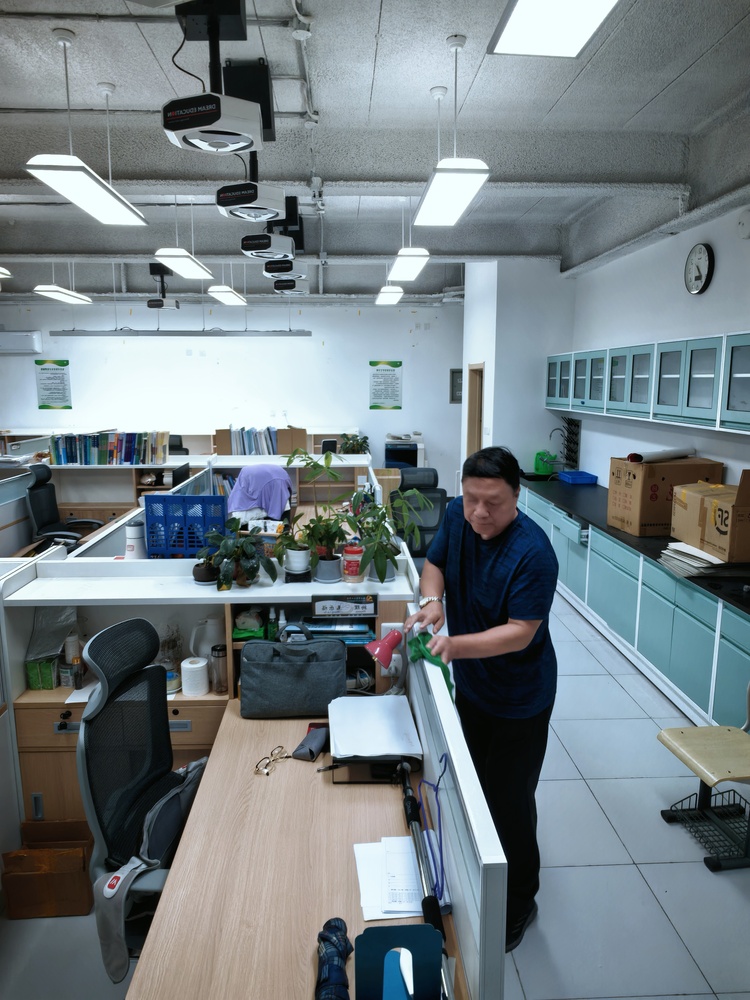 新都高中1.jpg