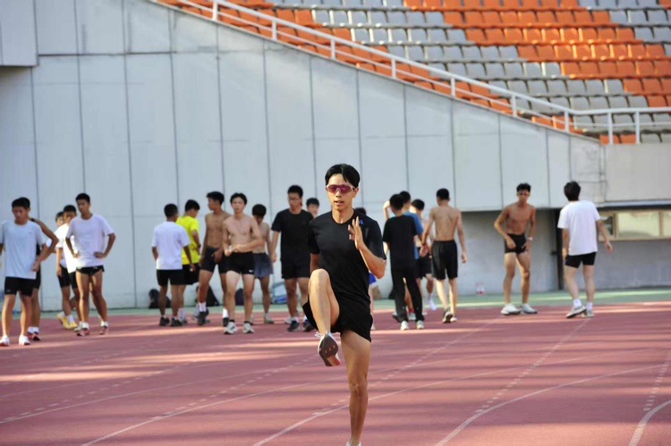 图片18.jpg